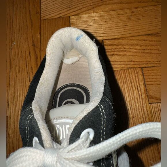 Vintage 90s Candies Platform Suede Lace Up Sneakers Black & White Size 7.5 - Picture 3 of 13